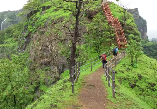 Sudha Gad Fort, Raigad, Maharashtra - Vushii.com Sudha Gad Fort, Raigad, Maharashtra - Vushii.com